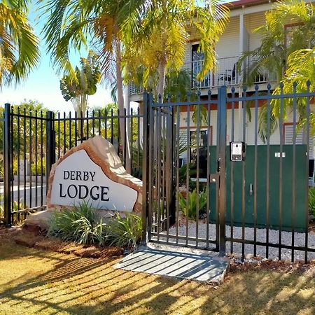 Derby Lodge Self Contained Apartments Luaran gambar