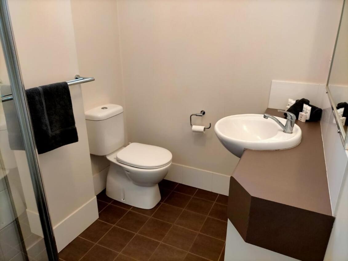 Derby Lodge Self Contained Apartments Luaran gambar