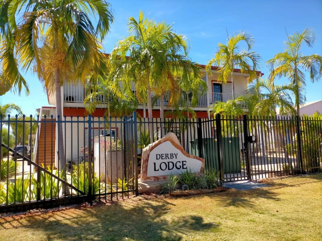 Derby Lodge Self Contained Apartments Luaran gambar