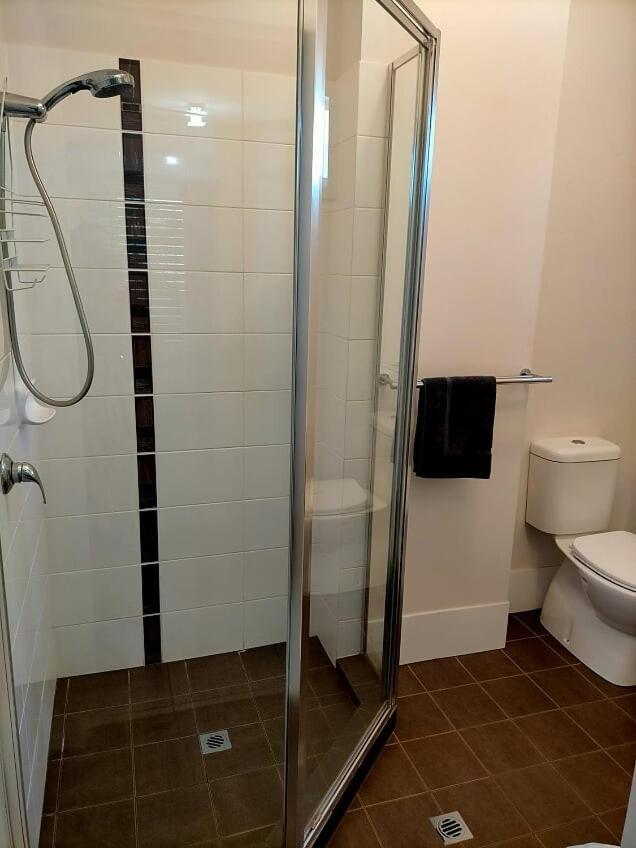 Derby Lodge Self Contained Apartments Luaran gambar