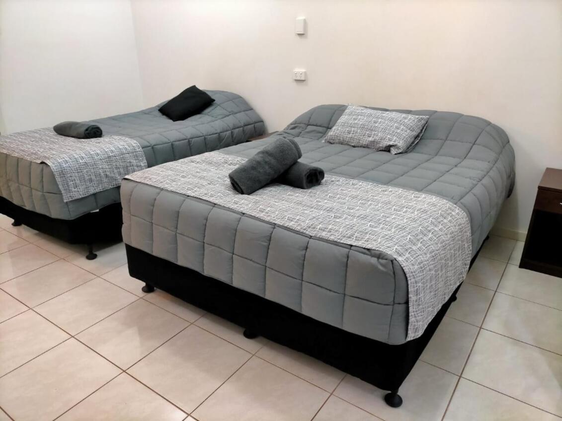 Derby Lodge Self Contained Apartments Luaran gambar