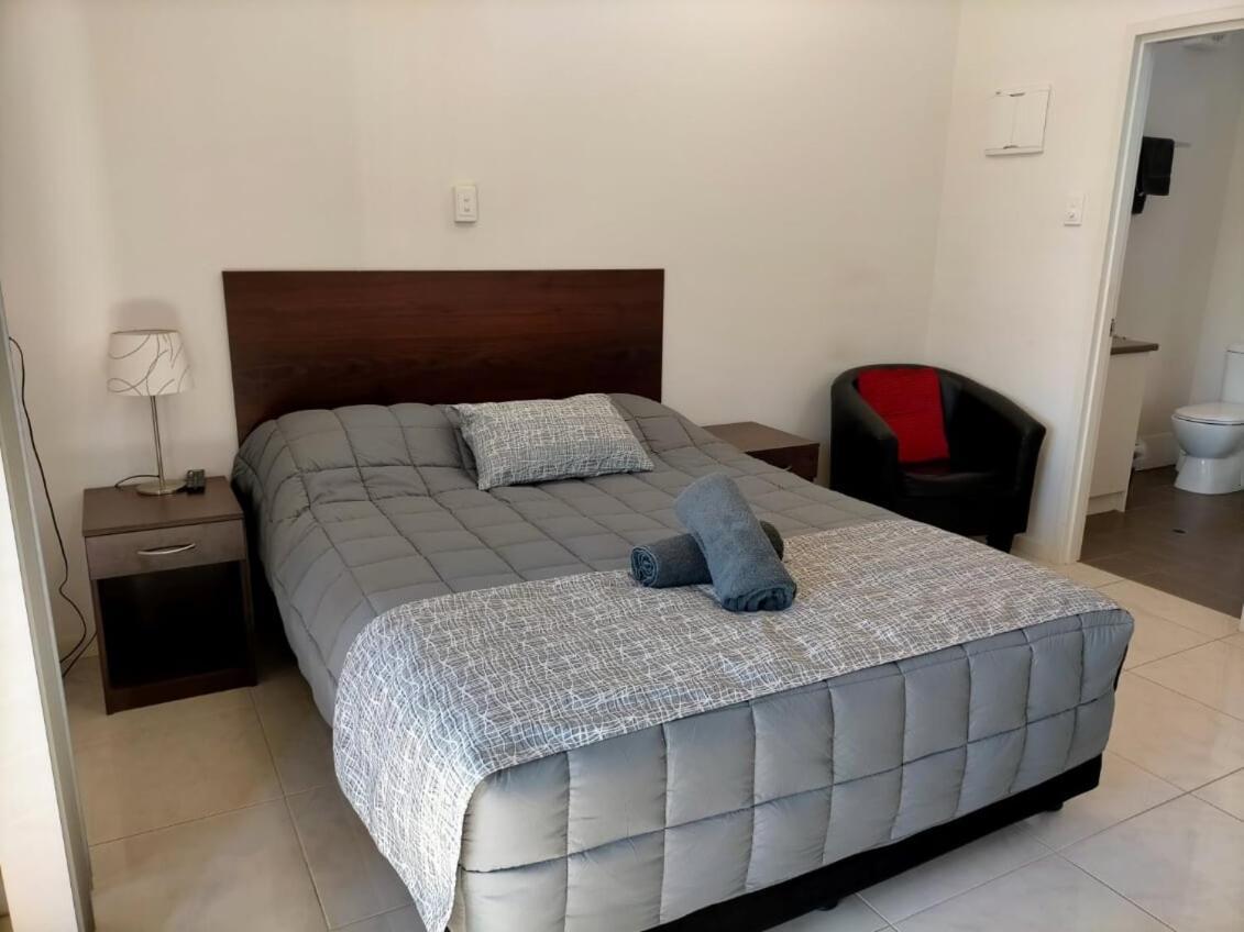 Derby Lodge Self Contained Apartments Luaran gambar