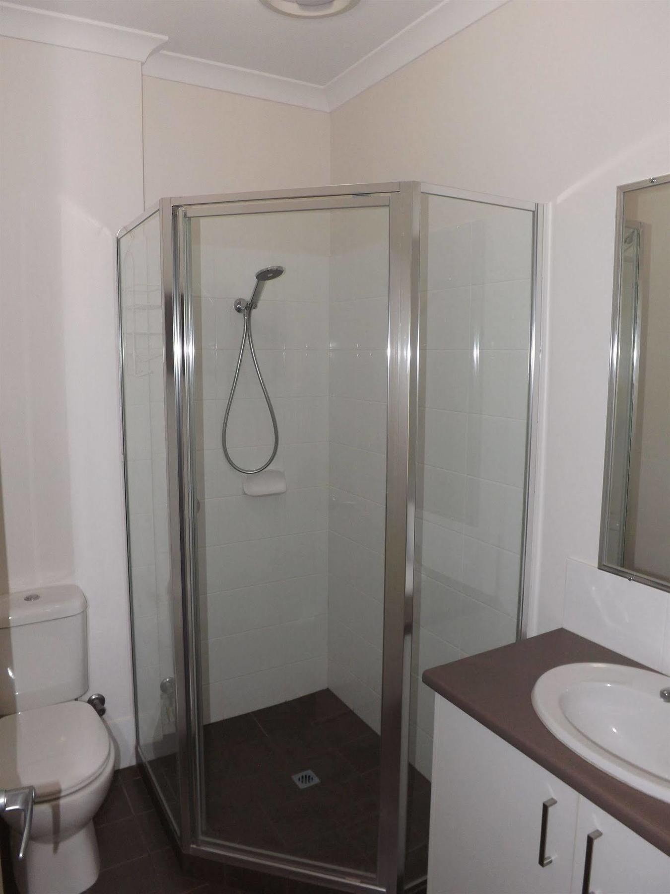 Derby Lodge Self Contained Apartments Luaran gambar